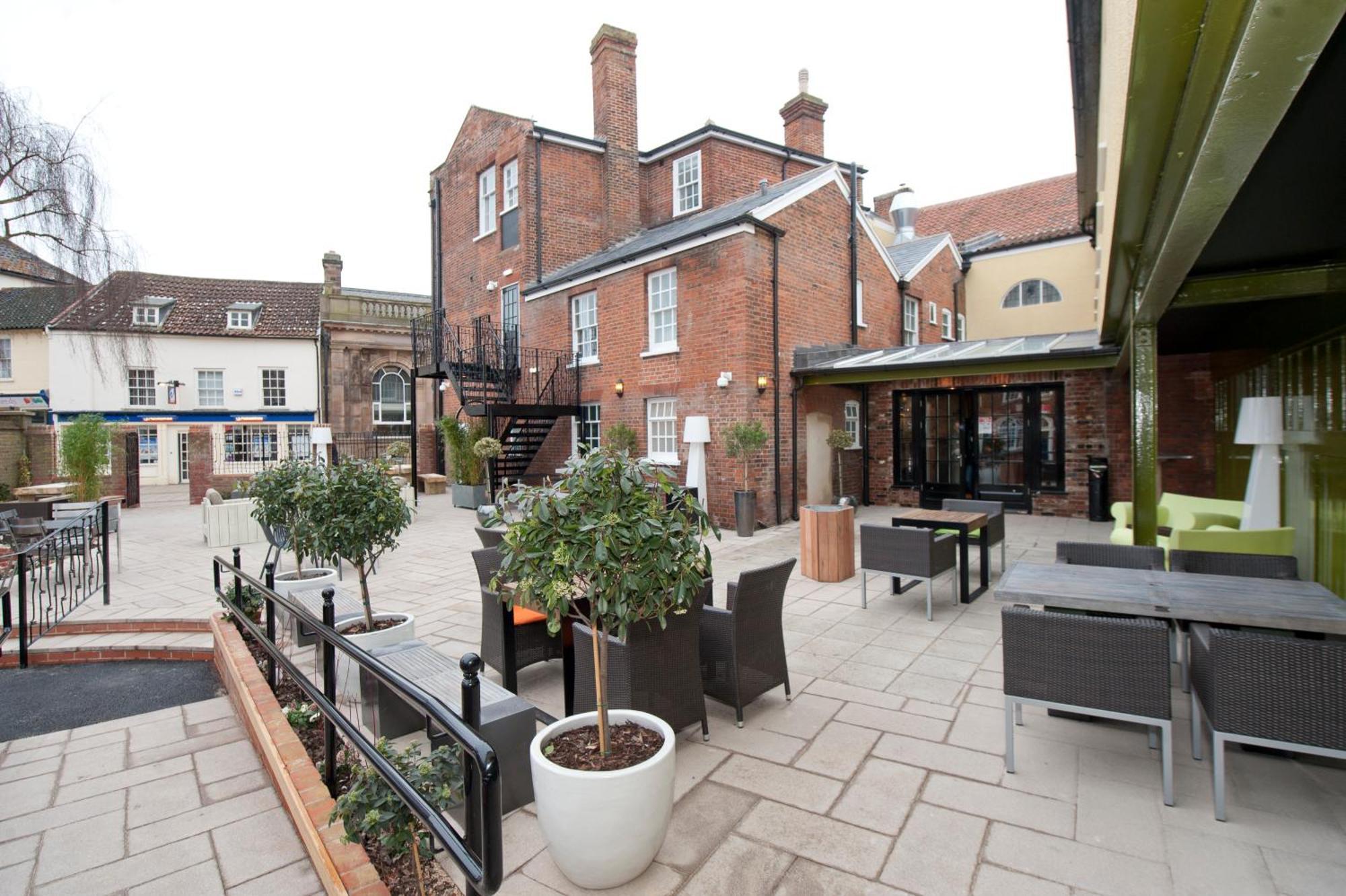 The King'S Head Hotel Wetherspoon Beccles Εξωτερικό φωτογραφία